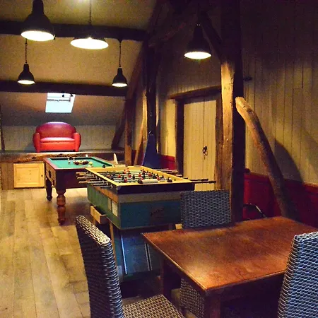 Holiday home With Hottub In Calm Area, Cleaning Included *
