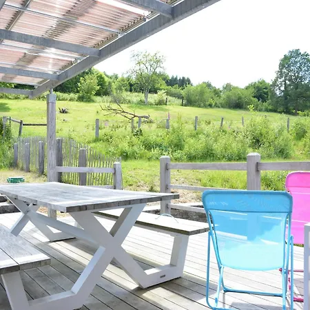 With Hottub In Calm Area, Cleaning Included Bièvre